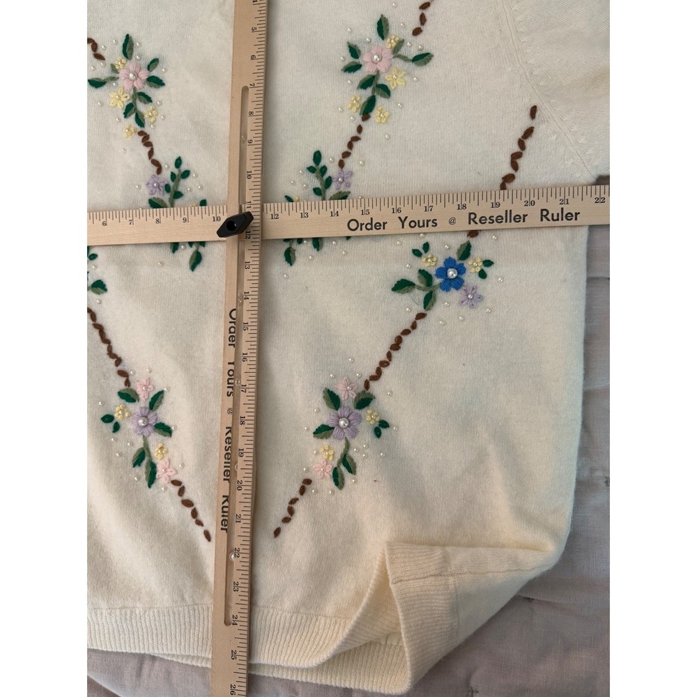 Lizette Italy VTG Cardigan L Pearl Angora Wool Floral Embroidered Feminine 80's - Picture 6 of 14